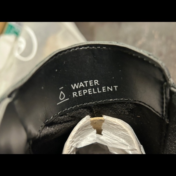 Vionic Aria Water Repellent Leather Platform Wedge Boots Black Womans 8M - Picture 11 of 16